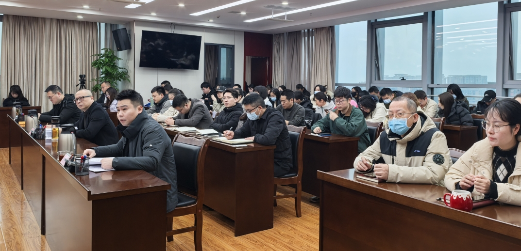 內(nèi)江建工集團(tuán)舉辦第二屆“以書(shū)為伴，鑄就卓越”讀書(shū)會(huì)演講比賽